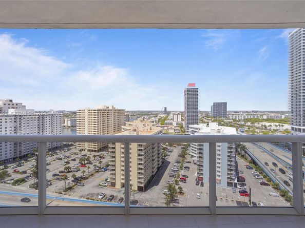 1800 S Ocean Dr 1708, Hallandale Beach FL 33009