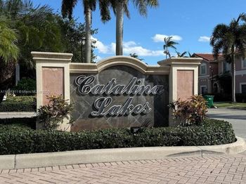 7802 Catalina Cir