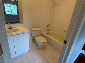 7802 Catalina Cir, Tamarac FL 33321