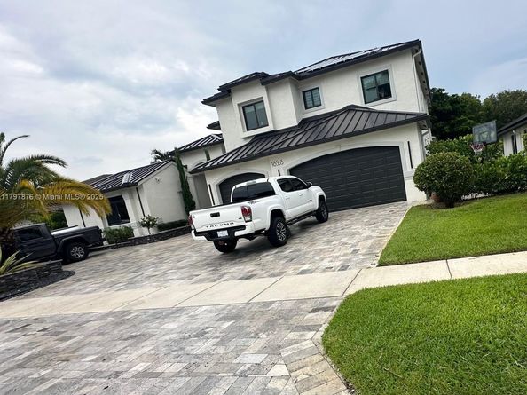 18555 SW 42nd St, Miramar FL 33029