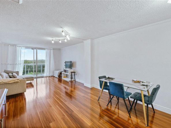 2841 NE 163rd St 704, North Miami Beach FL 33160
