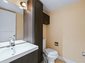2841 NE 163rd St 704, North Miami Beach FL 33160