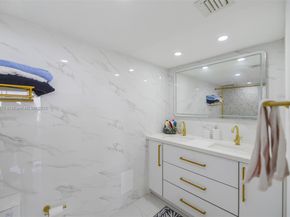 7601 E Treasure Dr PH103, North Bay Village FL 33141