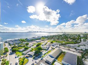 7601 E Treasure Dr PH103, North Bay Village FL 33141