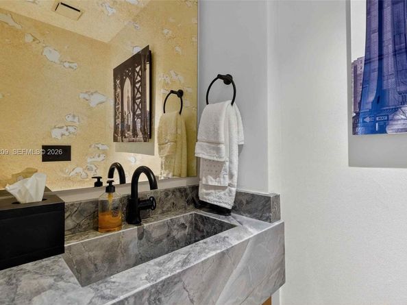 1 Grove Isle Dr A303, Miami FL 33133