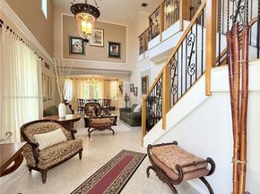 19421 Stonebrook St, Weston FL 33332