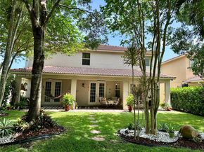 19421 Stonebrook St, Weston FL 33332