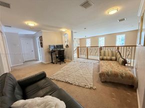 19421 Stonebrook St, Weston FL 33332