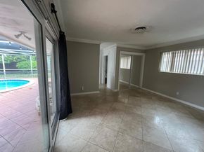 2001 N 41st Ave, Hollywood FL 33021