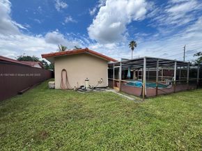 2001 N 41st Ave, Hollywood FL 33021