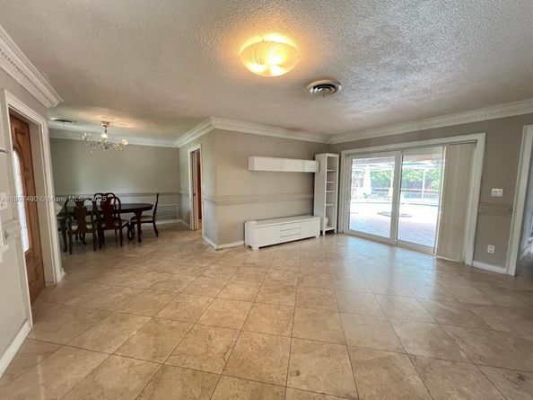 2001 N 41st Ave, Hollywood FL 33021