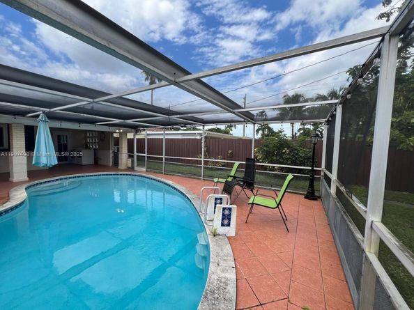 2001 N 41st Ave, Hollywood FL 33021