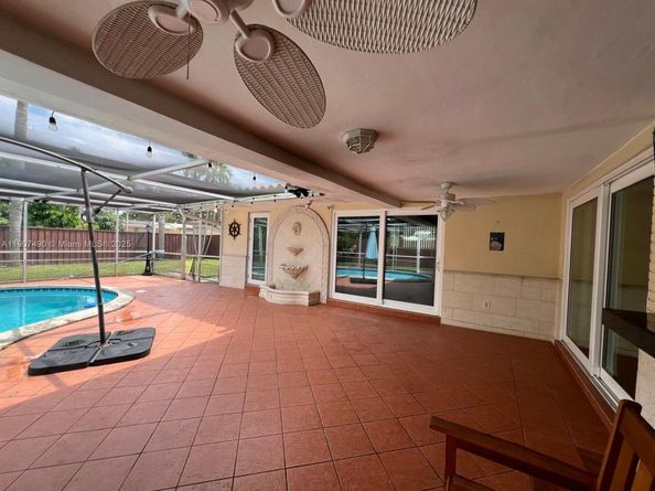 2001 N 41st Ave, Hollywood FL 33021