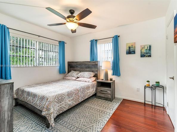 140 SW 126th Ave, Plantation FL 33325