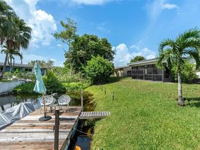 140 SW 126th Ave, Plantation FL 33325