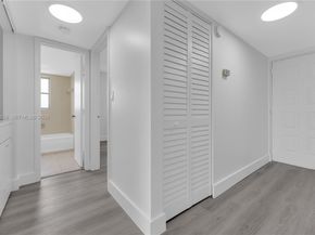 8560 N Sherman Cir 208, Miramar FL 33025