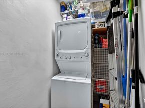 3719 Sheridan Ave, Miami Beach FL 33140