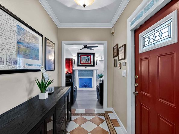 3719 Sheridan Ave, Miami Beach FL 33140