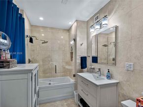 3719 Sheridan Ave, Miami Beach FL 33140