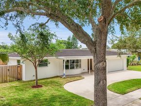 5320 SW 8th St, Plantation FL 33317