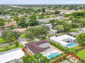 5320 SW 8th St, Plantation FL 33317