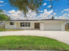 5320 SW 8th St, Plantation FL 33317