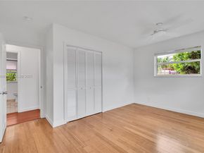 5320 SW 8th St, Plantation FL 33317