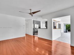 5320 SW 8th St, Plantation FL 33317