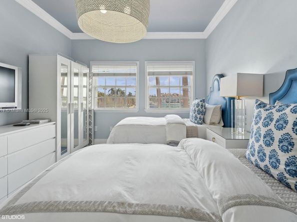 Undisclosed Address #A11738017, Miami Beach FL 33109