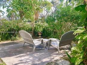 1001 7th St 105, Miami Beach FL 33139