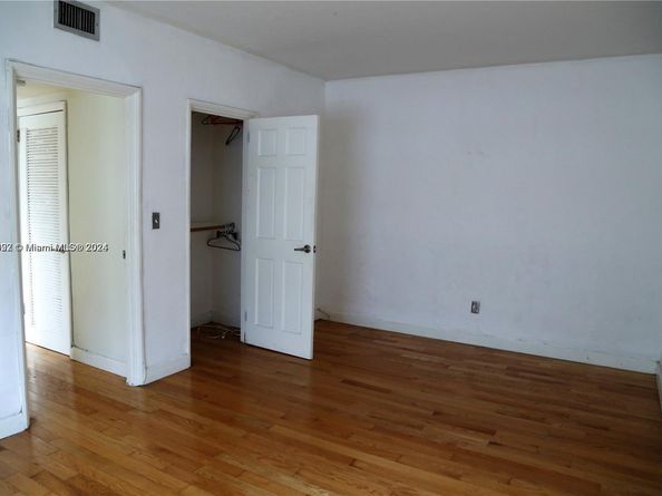1001 7th St 105, Miami Beach FL 33139