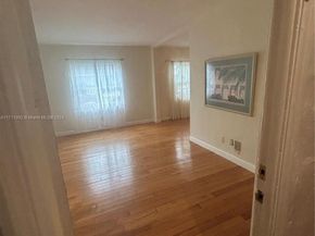 1001 7th St 105, Miami Beach FL 33139