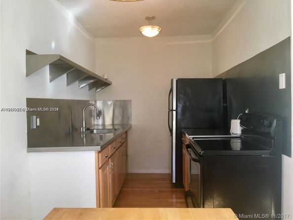 1001 7th St 105, Miami Beach FL 33139