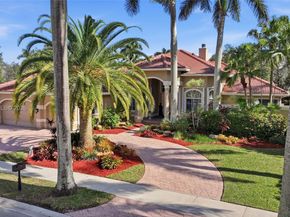 2442 Poinciana Ct, Weston FL 33327