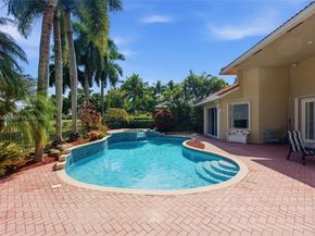 2442 Poinciana Ct, Weston FL 33327