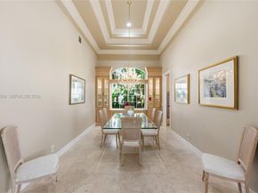 2442 Poinciana Ct, Weston FL 33327