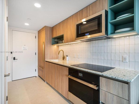 Undisclosed Address #A11862168, Miami FL 33132