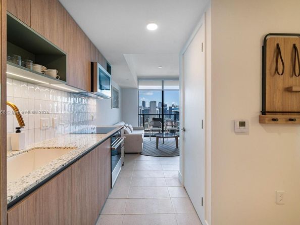 Undisclosed Address #A11862168, Miami FL 33132