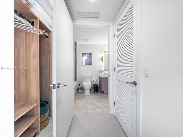 Undisclosed Address #A11862168, Miami FL 33132