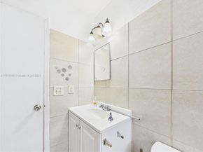 3000 NW 13th St, Fort Lauderdale FL 33311