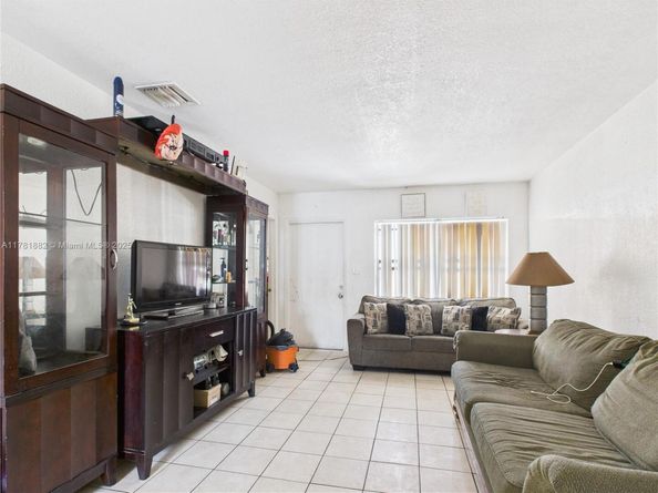 3000 NW 13th St, Fort Lauderdale FL 33311