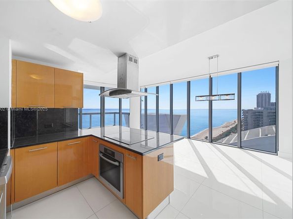 6899 Collins Ave 2108, Miami Beach FL 33141