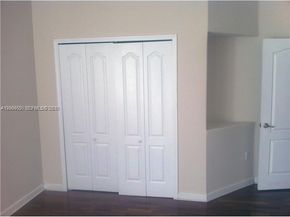 5507 NW 113th Ave, Doral FL 33178