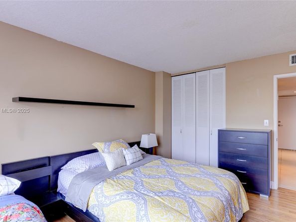 2851 NE 183rd St 817E, Aventura FL 33160