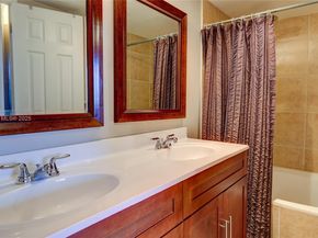 2851 NE 183rd St 817E, Aventura FL 33160