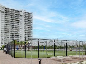 2851 NE 183rd St 817E, Aventura FL 33160