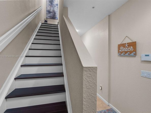 278 SW 7th Ct, Pompano Beach FL 33060