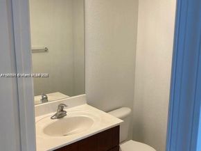 8706 NW 38th Dr, Coral Springs FL 33065