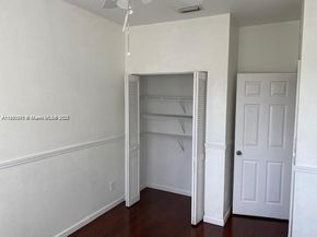 8706 NW 38th Dr, Coral Springs FL 33065