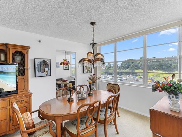 1000 Saint Charles Pl 319, Pembroke Pines FL 33026